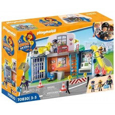 Playmobil duck on call centro operaciones