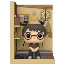Funko pop harry potter in cupboard