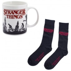 Set taza y calcetines paladone stranger